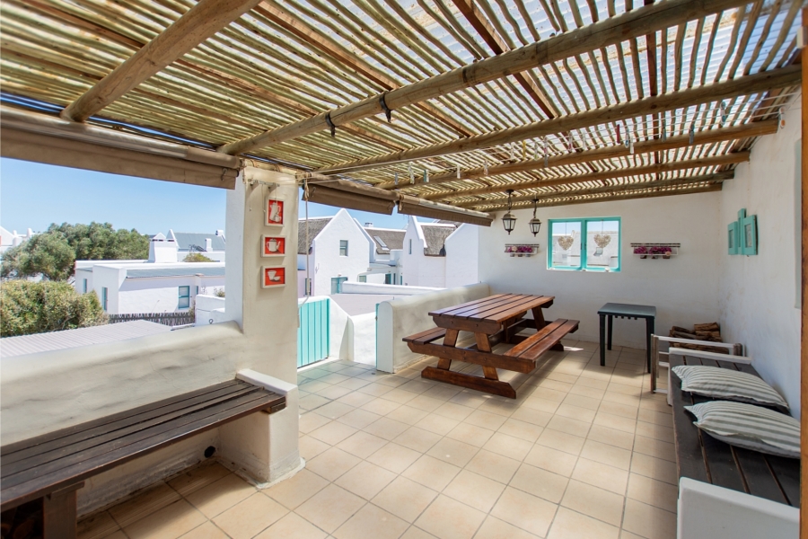 6 Bedroom Property for Sale in Jacobsbaai Western Cape